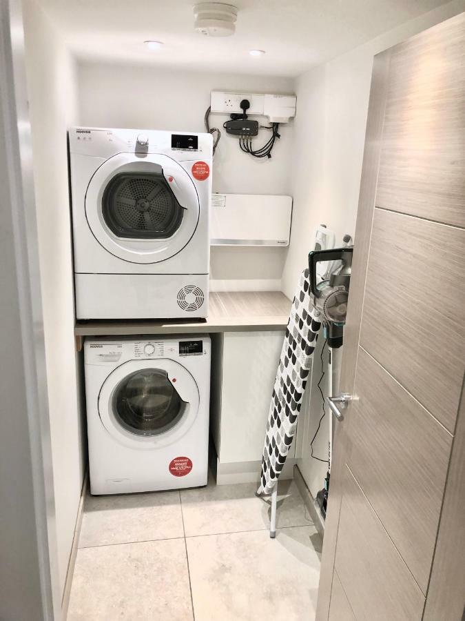 דירות בייקוול Millstream Mews מראה חיצוני תמונה